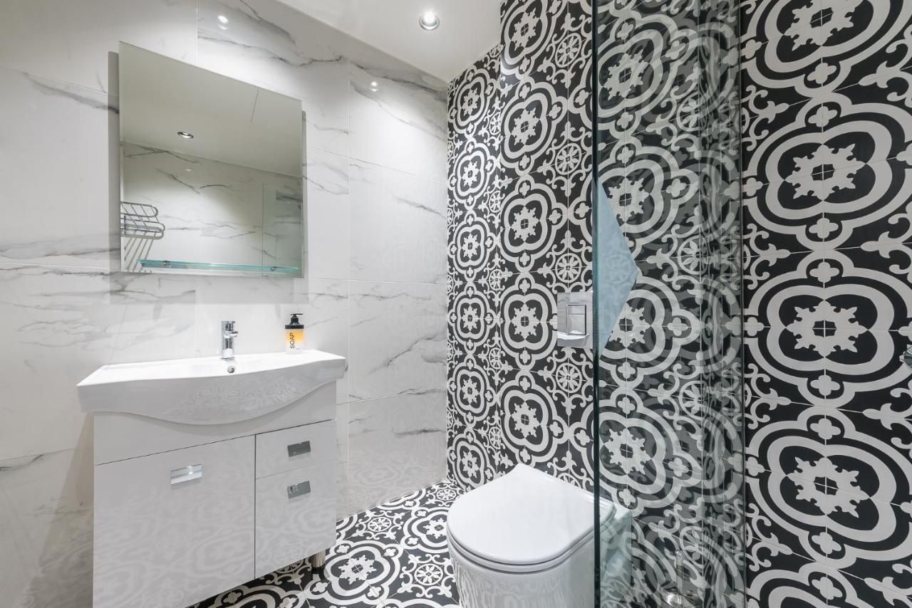Filia Place Athens Exterior photo